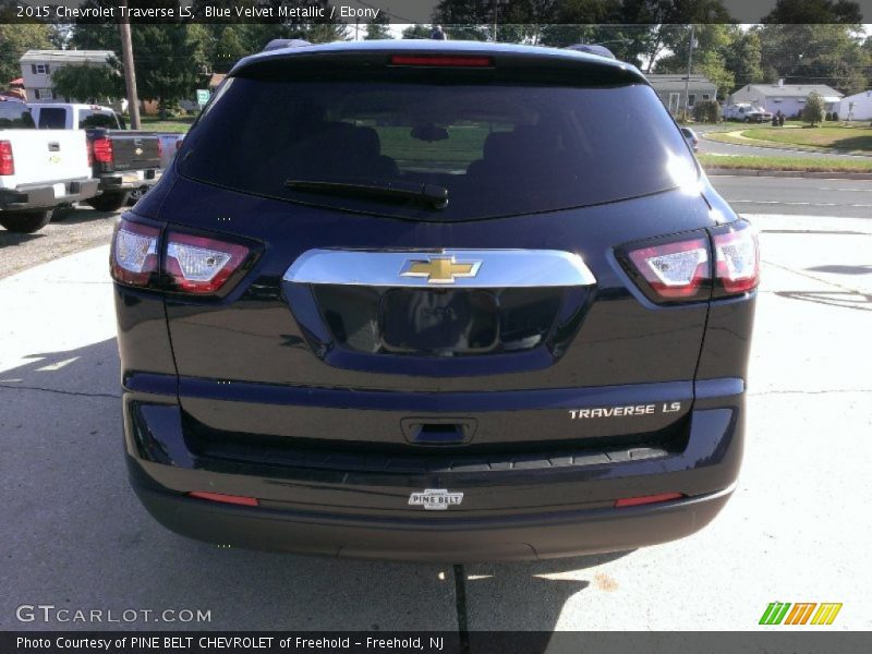 Blue Velvet Metallic / Ebony 2015 Chevrolet Traverse LS