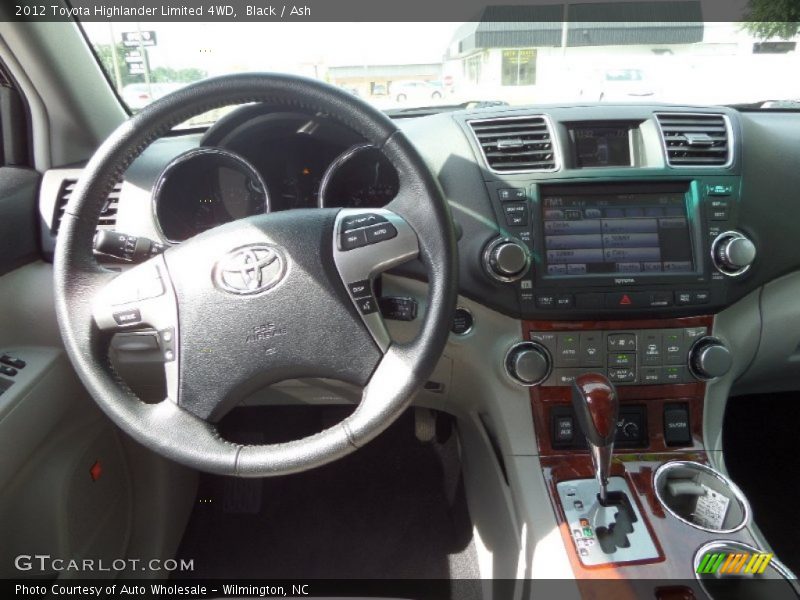 Black / Ash 2012 Toyota Highlander Limited 4WD