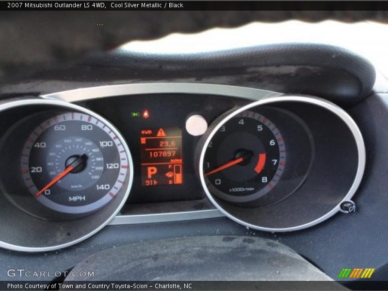 Cool Silver Metallic / Black 2007 Mitsubishi Outlander LS 4WD