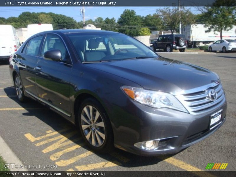 Magnetic Gray Metallic / Light Gray 2011 Toyota Avalon Limited
