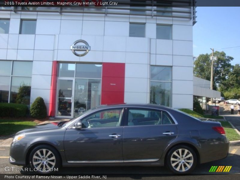 Magnetic Gray Metallic / Light Gray 2011 Toyota Avalon Limited