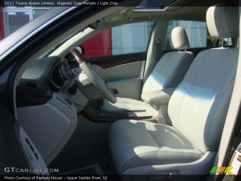 Magnetic Gray Metallic / Light Gray 2011 Toyota Avalon Limited