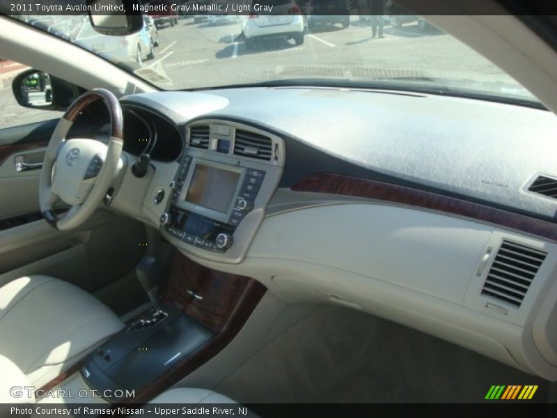 Magnetic Gray Metallic / Light Gray 2011 Toyota Avalon Limited