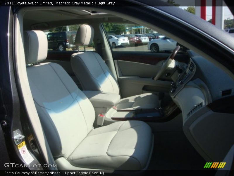 Magnetic Gray Metallic / Light Gray 2011 Toyota Avalon Limited