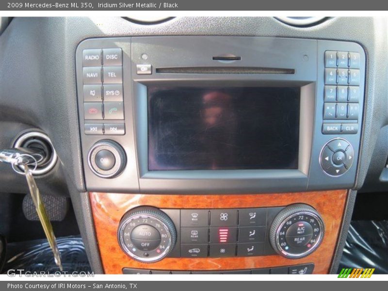 Iridium Silver Metallic / Black 2009 Mercedes-Benz ML 350