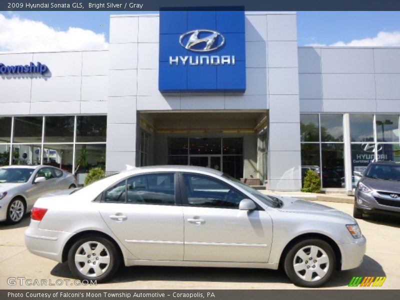 Bright Silver / Gray 2009 Hyundai Sonata GLS