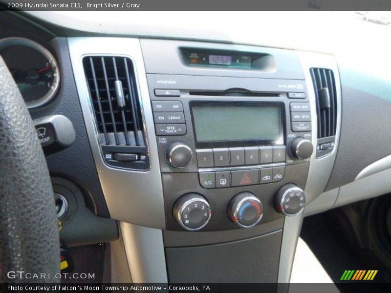 Bright Silver / Gray 2009 Hyundai Sonata GLS