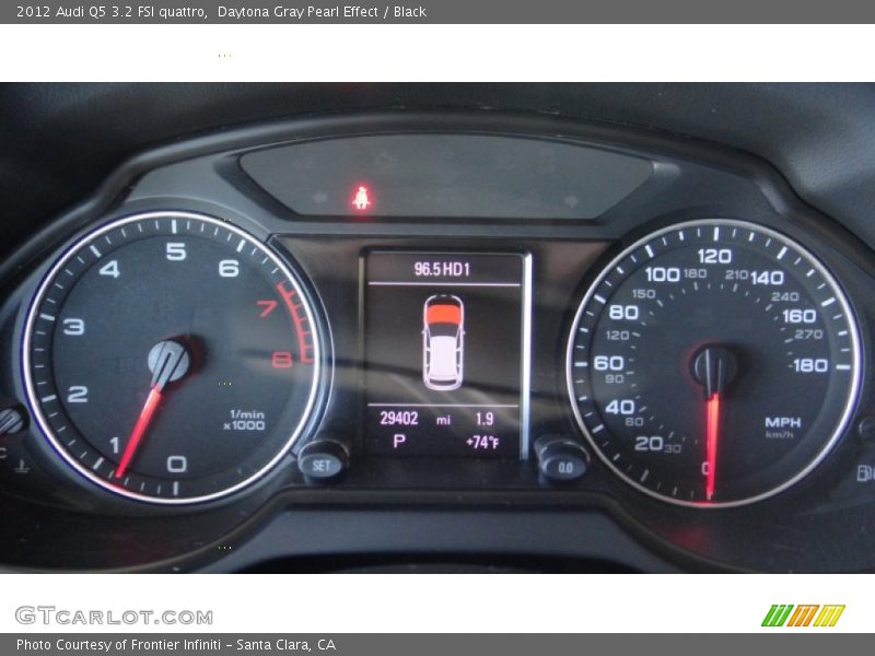 Daytona Gray Pearl Effect / Black 2012 Audi Q5 3.2 FSI quattro