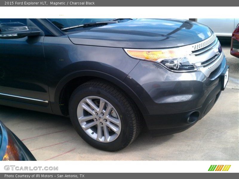 Magnetic / Charcoal Black 2015 Ford Explorer XLT