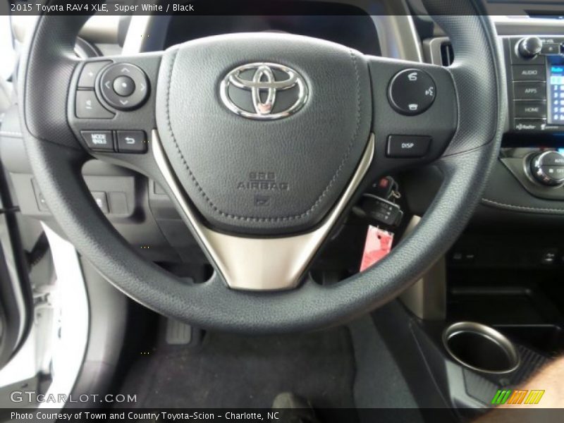 Super White / Black 2015 Toyota RAV4 XLE
