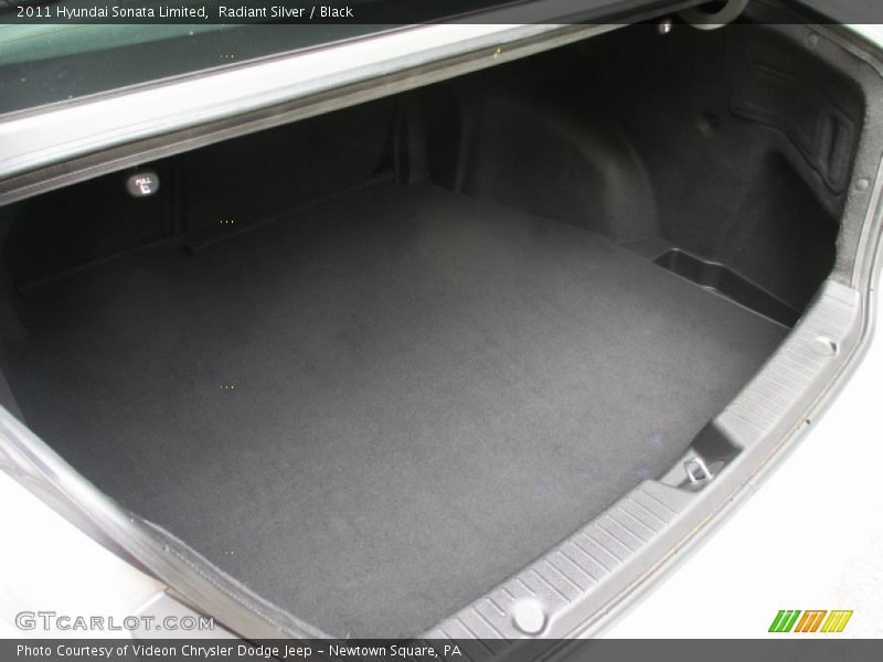 Radiant Silver / Black 2011 Hyundai Sonata Limited