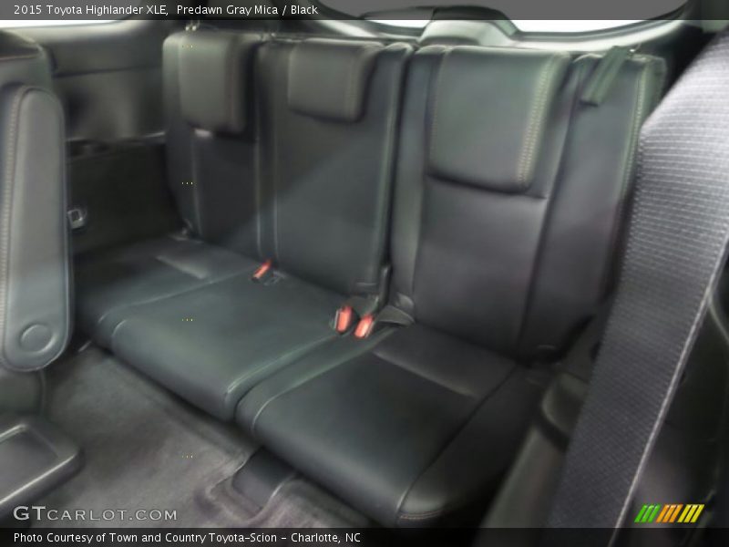 Predawn Gray Mica / Black 2015 Toyota Highlander XLE