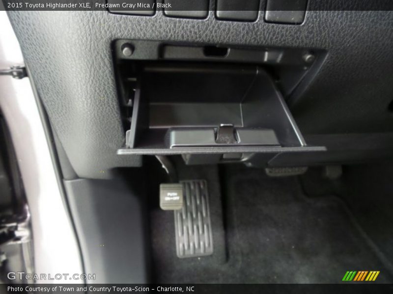 Predawn Gray Mica / Black 2015 Toyota Highlander XLE
