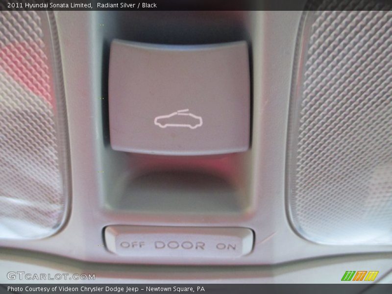 Radiant Silver / Black 2011 Hyundai Sonata Limited