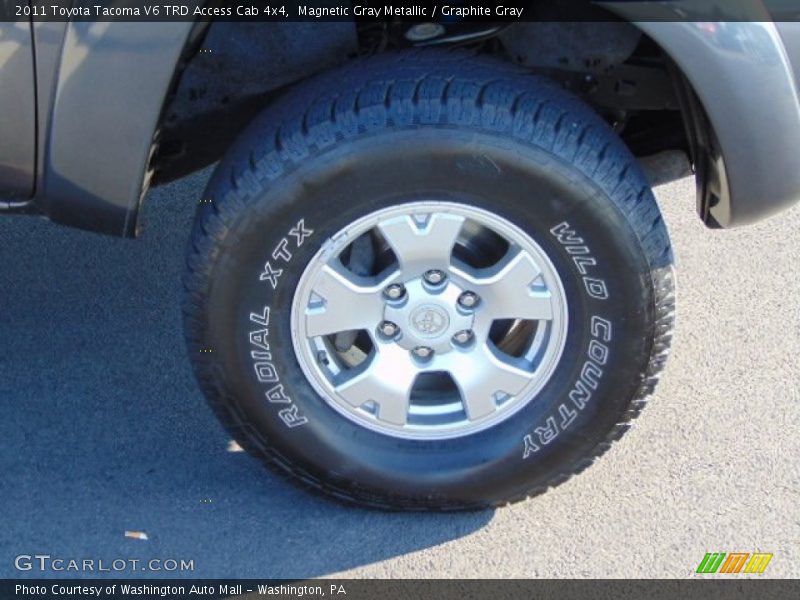 Magnetic Gray Metallic / Graphite Gray 2011 Toyota Tacoma V6 TRD Access Cab 4x4