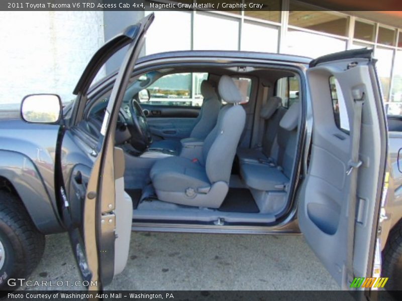 Magnetic Gray Metallic / Graphite Gray 2011 Toyota Tacoma V6 TRD Access Cab 4x4
