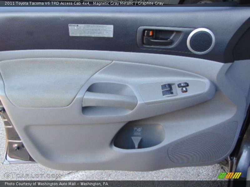 Magnetic Gray Metallic / Graphite Gray 2011 Toyota Tacoma V6 TRD Access Cab 4x4