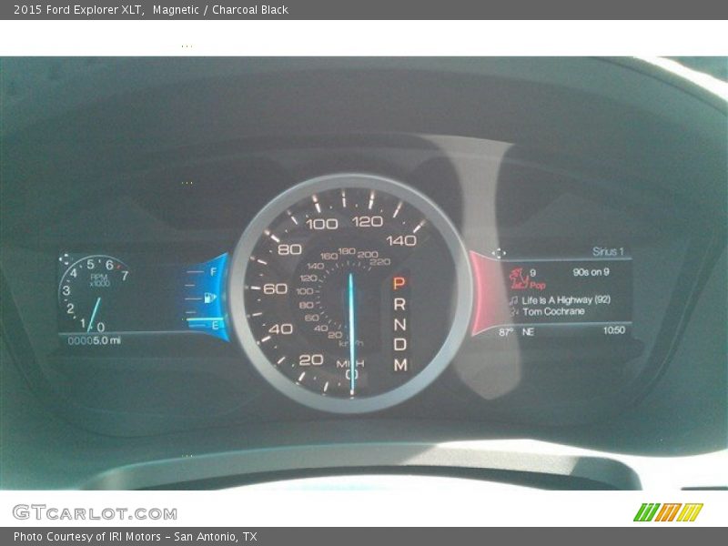 Magnetic / Charcoal Black 2015 Ford Explorer XLT