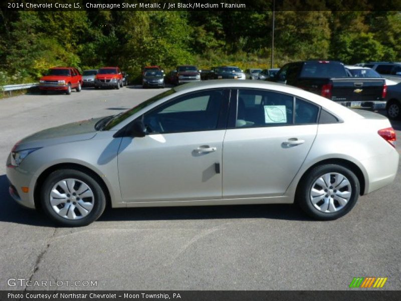 Champagne Silver Metallic / Jet Black/Medium Titanium 2014 Chevrolet Cruze LS
