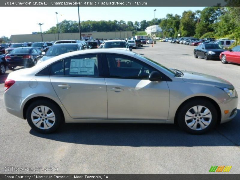 Champagne Silver Metallic / Jet Black/Medium Titanium 2014 Chevrolet Cruze LS