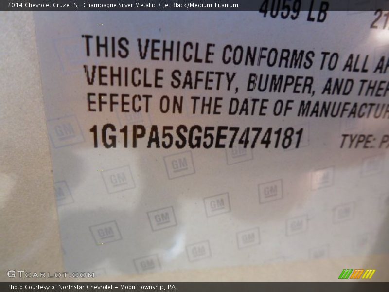 Champagne Silver Metallic / Jet Black/Medium Titanium 2014 Chevrolet Cruze LS