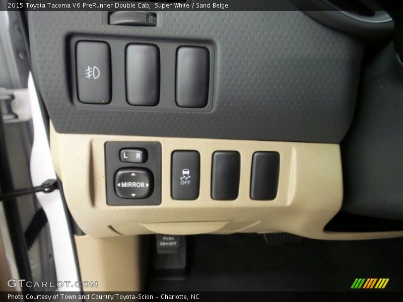Super White / Sand Beige 2015 Toyota Tacoma V6 PreRunner Double Cab