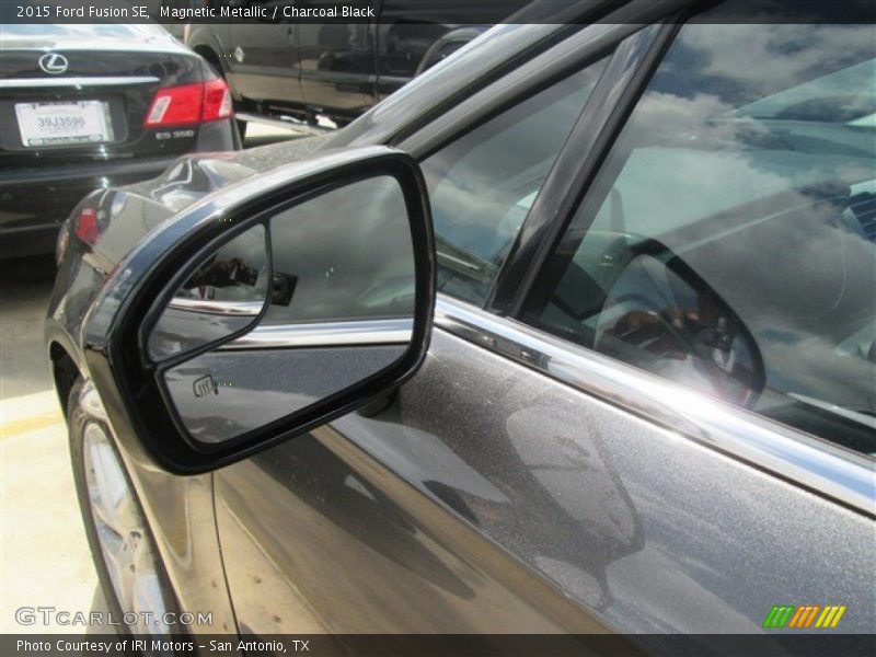 Magnetic Metallic / Charcoal Black 2015 Ford Fusion SE