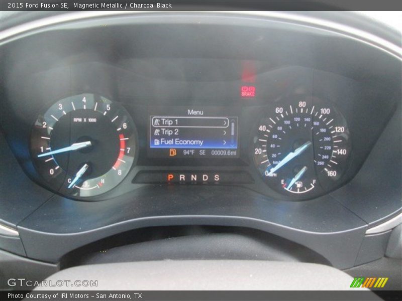 Magnetic Metallic / Charcoal Black 2015 Ford Fusion SE