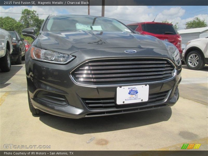 Magnetic Metallic / Charcoal Black 2015 Ford Fusion SE