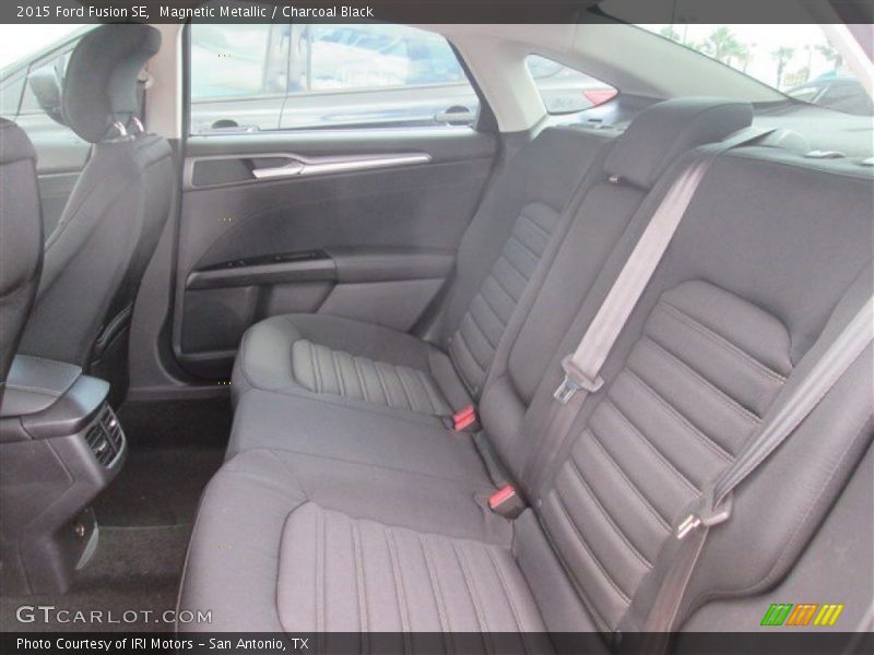 Magnetic Metallic / Charcoal Black 2015 Ford Fusion SE