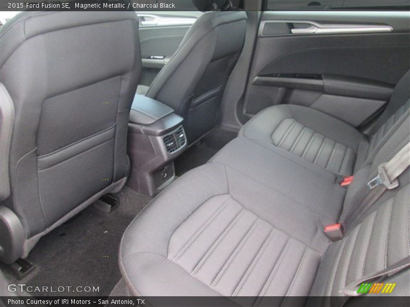 Magnetic Metallic / Charcoal Black 2015 Ford Fusion SE