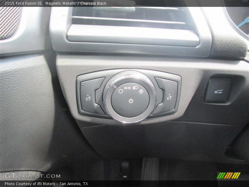 Magnetic Metallic / Charcoal Black 2015 Ford Fusion SE