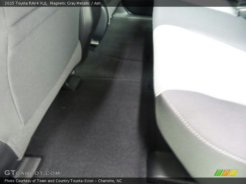 Magnetic Gray Metallic / Ash 2015 Toyota RAV4 XLE