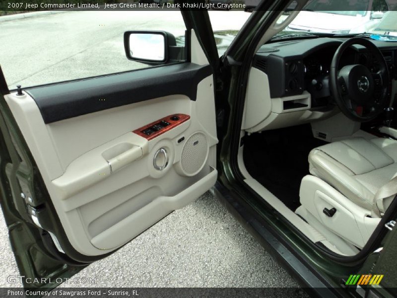 Jeep Green Metallic / Dark Khaki/Light Graystone 2007 Jeep Commander Limited