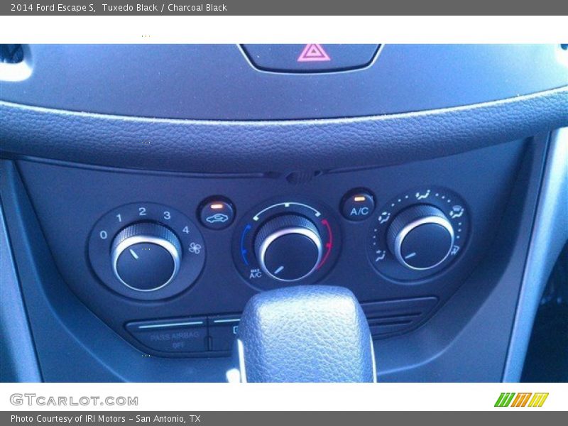 Tuxedo Black / Charcoal Black 2014 Ford Escape S