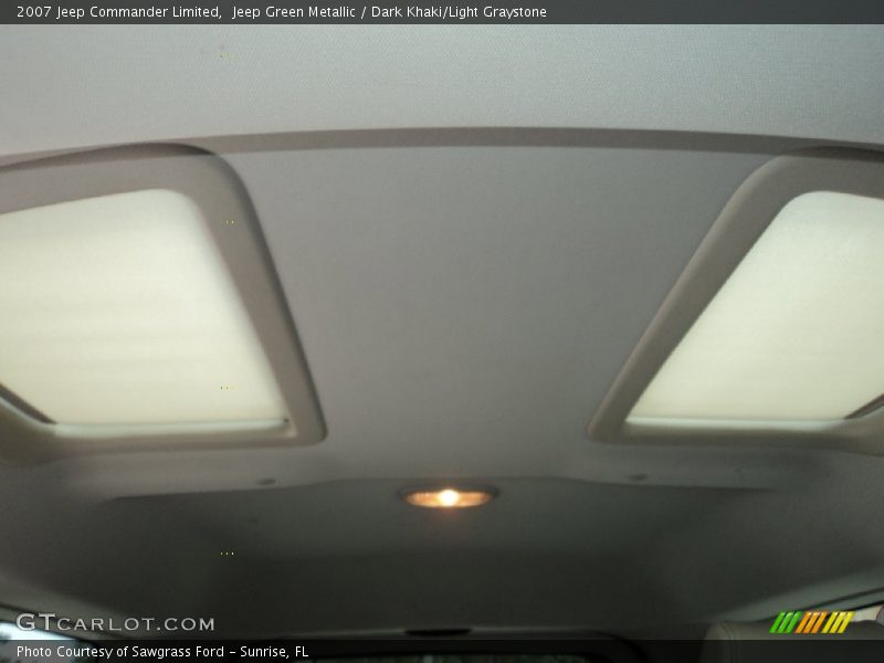 Jeep Green Metallic / Dark Khaki/Light Graystone 2007 Jeep Commander Limited