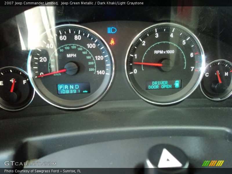 Jeep Green Metallic / Dark Khaki/Light Graystone 2007 Jeep Commander Limited
