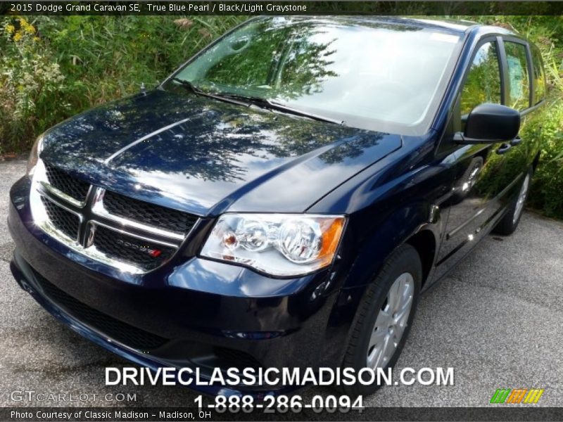 True Blue Pearl / Black/Light Graystone 2015 Dodge Grand Caravan SE