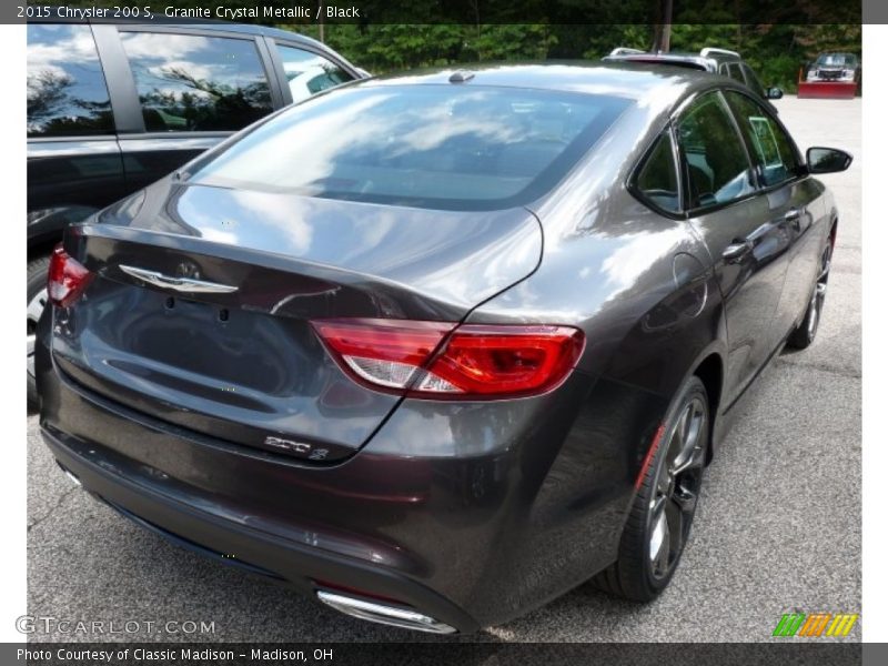 Granite Crystal Metallic / Black 2015 Chrysler 200 S