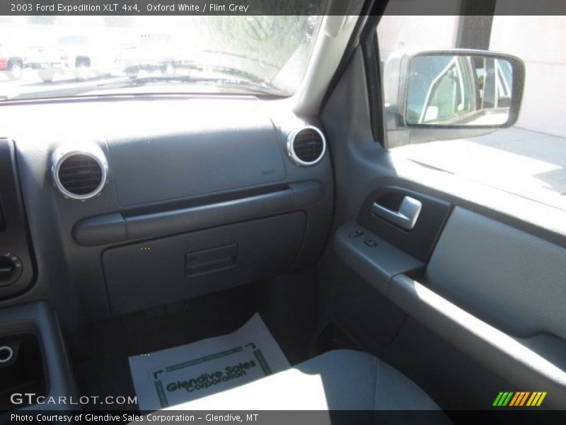 Oxford White / Flint Grey 2003 Ford Expedition XLT 4x4