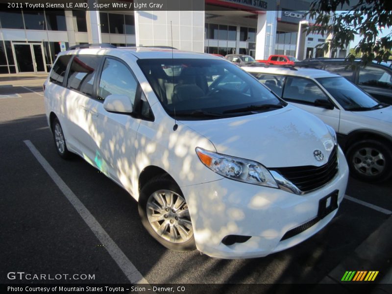 Super White / Light Gray 2011 Toyota Sienna LE AWD