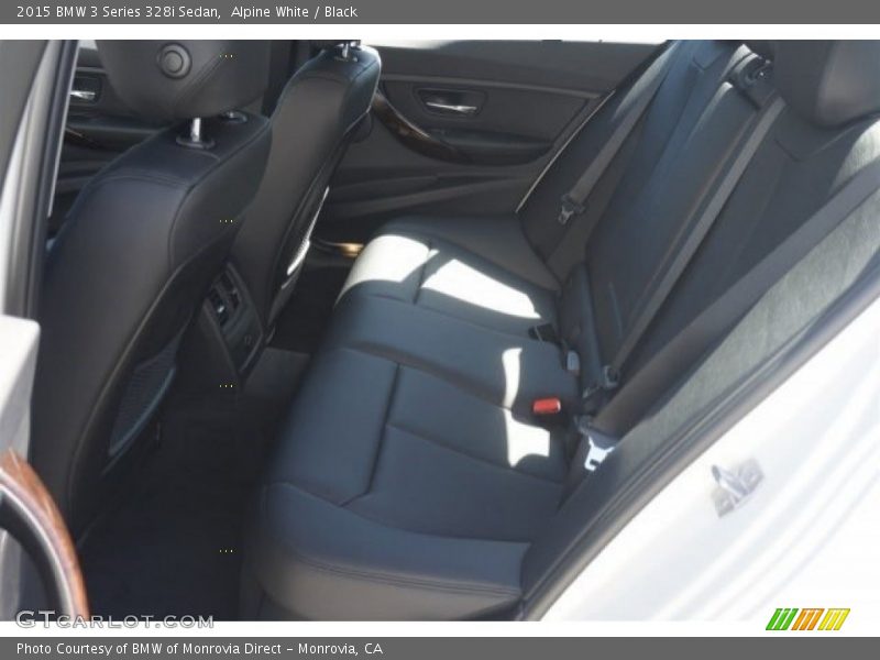 Alpine White / Black 2015 BMW 3 Series 328i Sedan