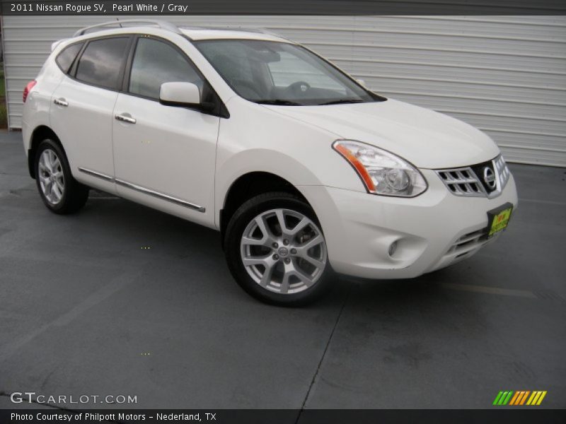 Pearl White / Gray 2011 Nissan Rogue SV