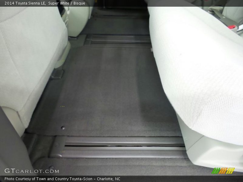 Super White / Bisque 2014 Toyota Sienna LE