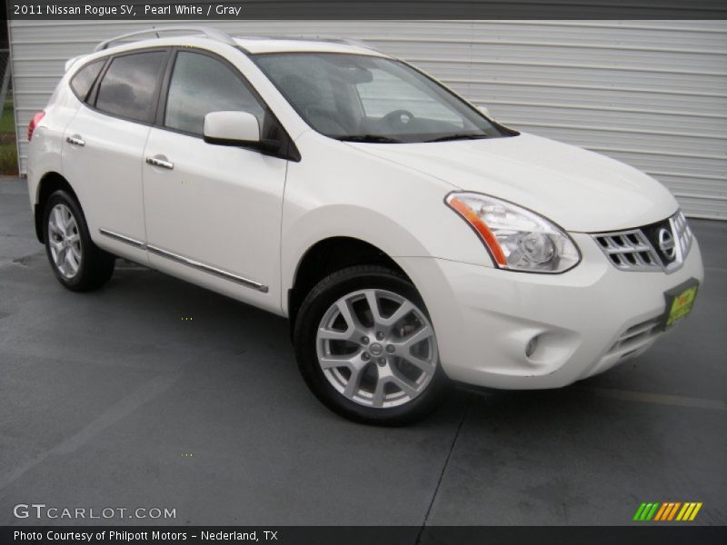 Pearl White / Gray 2011 Nissan Rogue SV