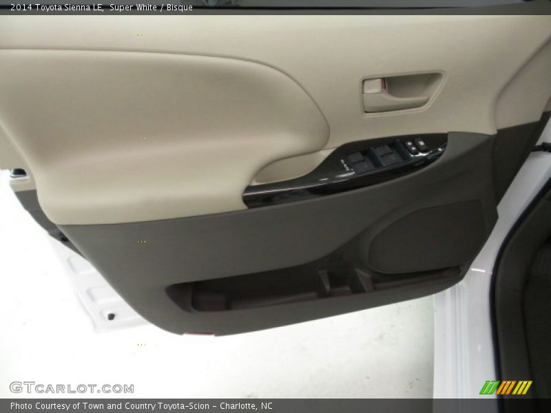 Super White / Bisque 2014 Toyota Sienna LE