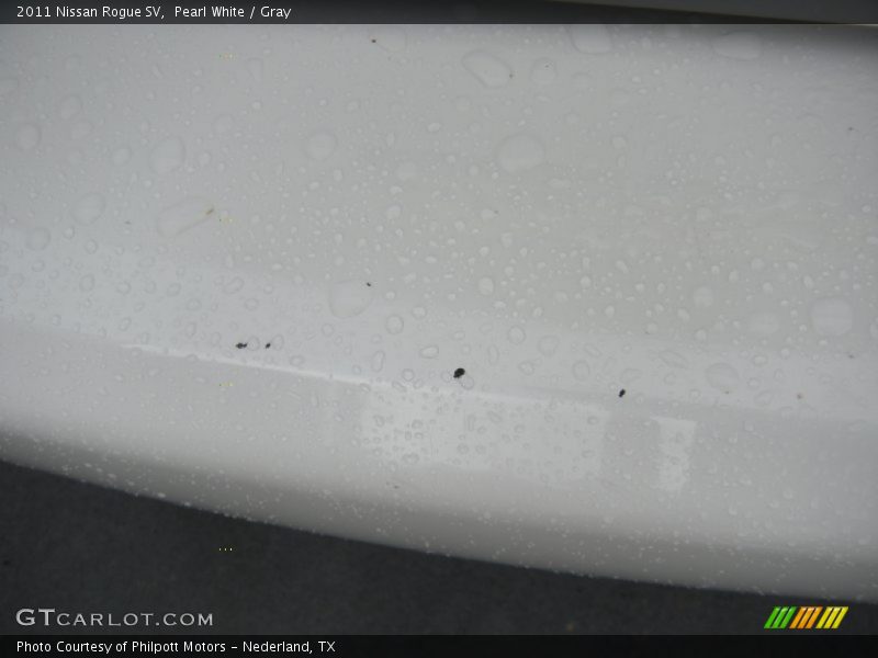 Pearl White / Gray 2011 Nissan Rogue SV