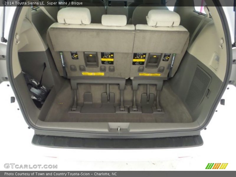 Super White / Bisque 2014 Toyota Sienna LE
