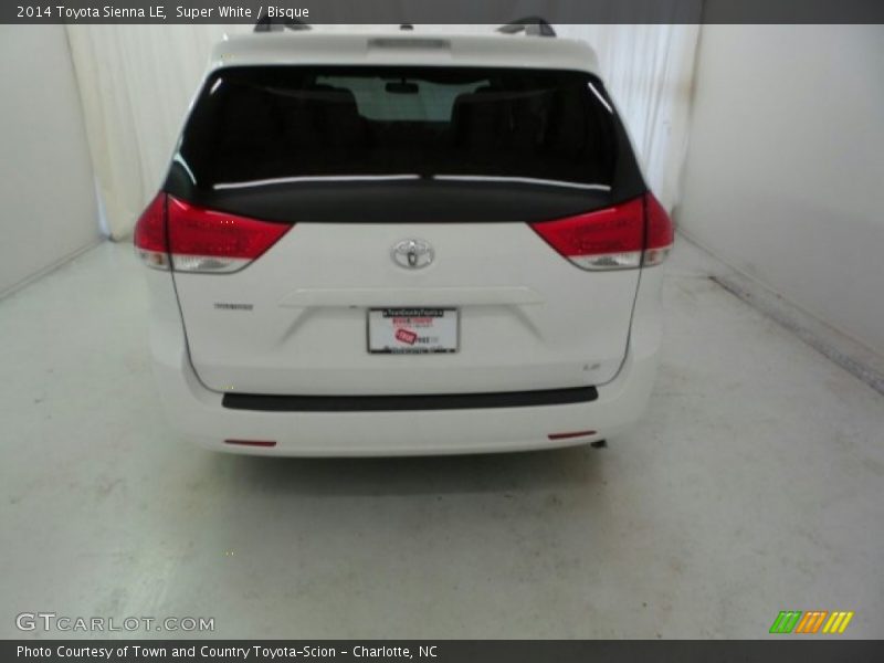 Super White / Bisque 2014 Toyota Sienna LE