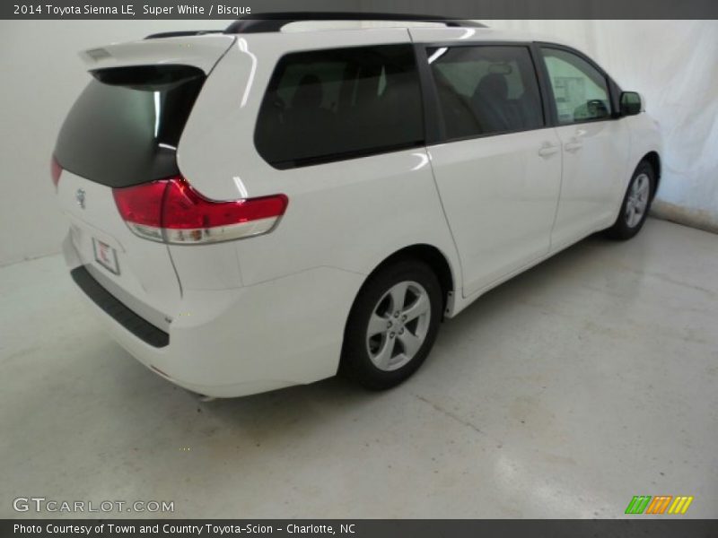 Super White / Bisque 2014 Toyota Sienna LE